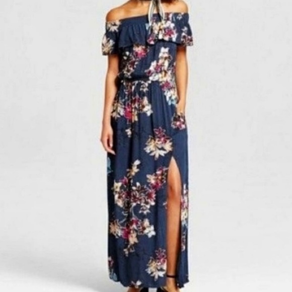 Xhilaration Dresses & Skirts - Exhilaration Floral Maxi Dress